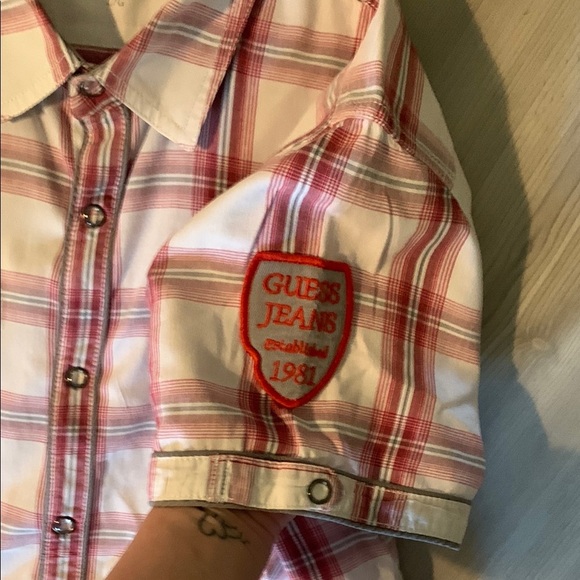 Guess Red and White Casual Button Down Shirt - Picture 3 of 5